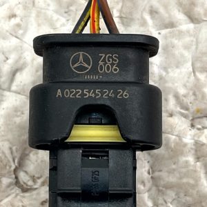 Mercedes C-Class W205 PDC Sensor Wiring Loom Plug Connector A0225452426 Genuine - Image 9