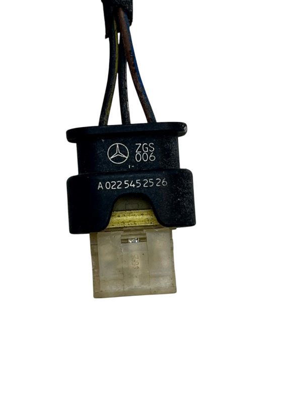 Mercedes C-Class W205 PDC Sensor Wiring Loom Plug Connector A0225452526 Genuine 1 Mercedes C Class W205 PDC Sensor Wiring Loom Plug Connector A0225452526 Genuine 178319930341 2