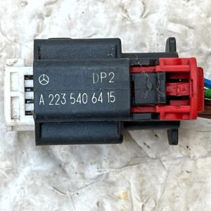 Mercedes C W206 Rear Radar Sensors Wire Loom Plug Connector A2235406415 Genuine - Image 8