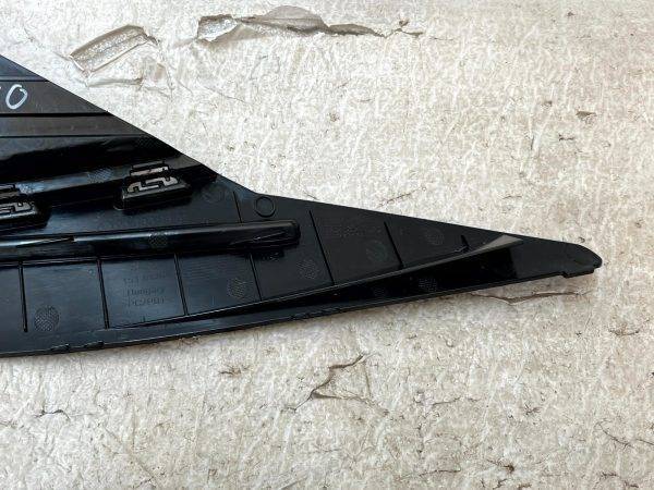 Mercedes CLA C118 Front Left Bumper Mounting Bracket 2021 ON A1188852303 Genuine 7 Mercedes CLA C118 Front Left Bumper Mounting Bracket 2021 ON A1188852303 Genuine 178445954641 8