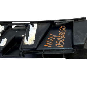 Mercedes E Class A238 AMG Front Right Bumper Bracket 17-23 A2388857400 Genuine - Image 4