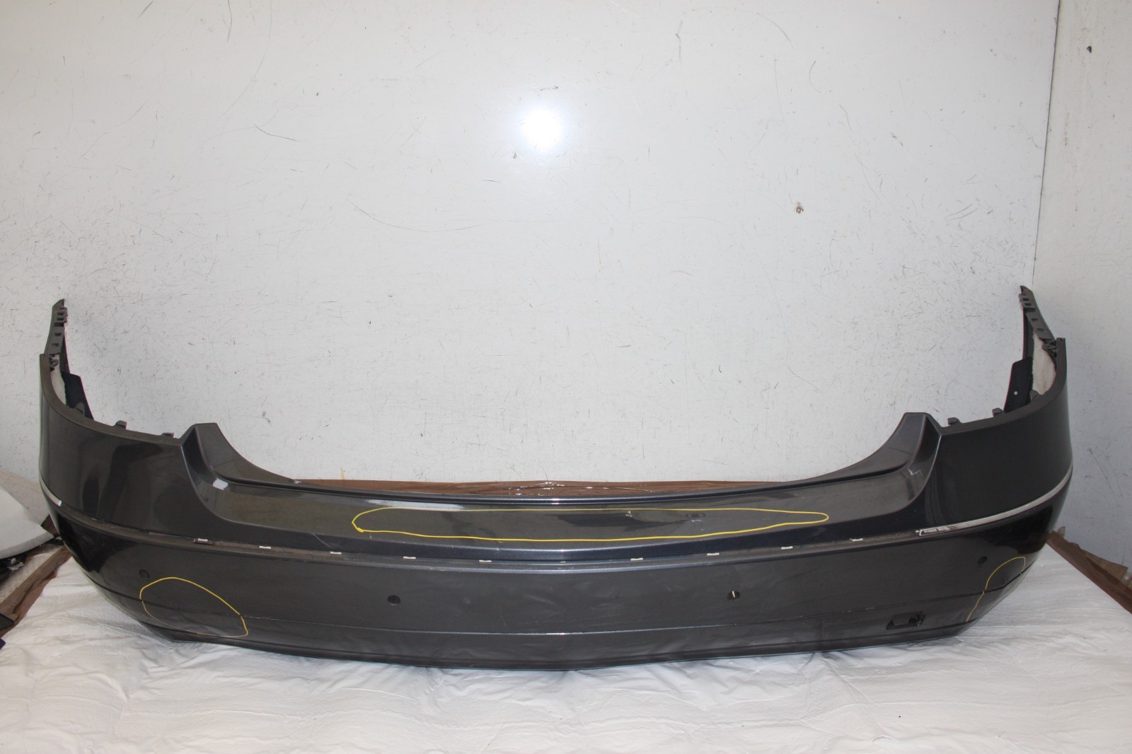 Mercedes E Class C207 Rear Bumper 2009 to 2013 A2078850725 Genuine *DAMAGED*