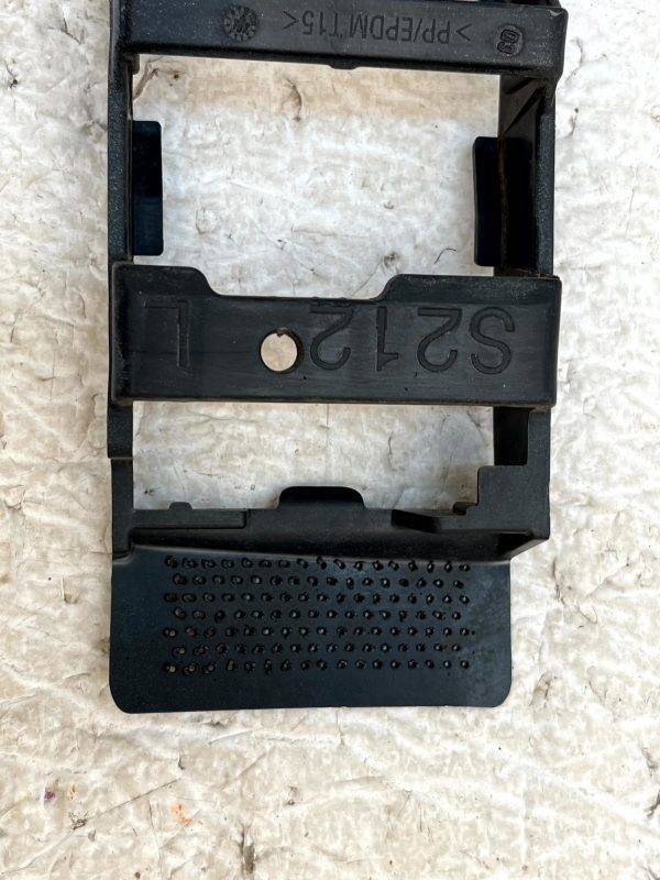 Mercedes E Class W212 Rear Left Passenger Side Blind Spot Bracket Genuine 178509912981 8