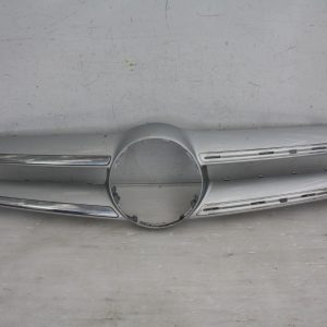 Mercedes GLA X156 Front Bumper Grill Trim 2014 TO 2017 A1568880260 WITH 2 CHROME - Image 1