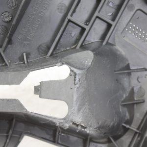 Mercedes GLA X156 Front Bumper Right Bracket 2014 TO 2020 A1568854000 *DAMAGED* - Image 9