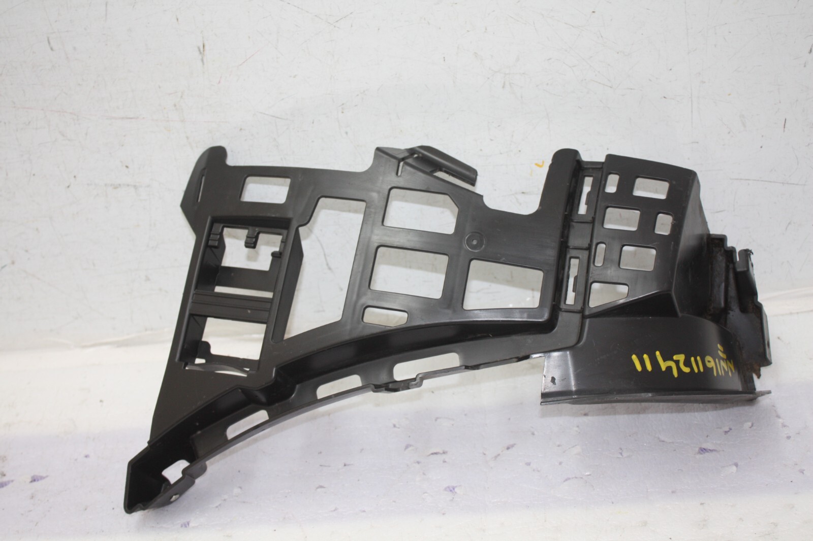 Mercedes GLA X156 Rear Bumper Left Bracket 2014 TO 2020 A1568851114 Genuine