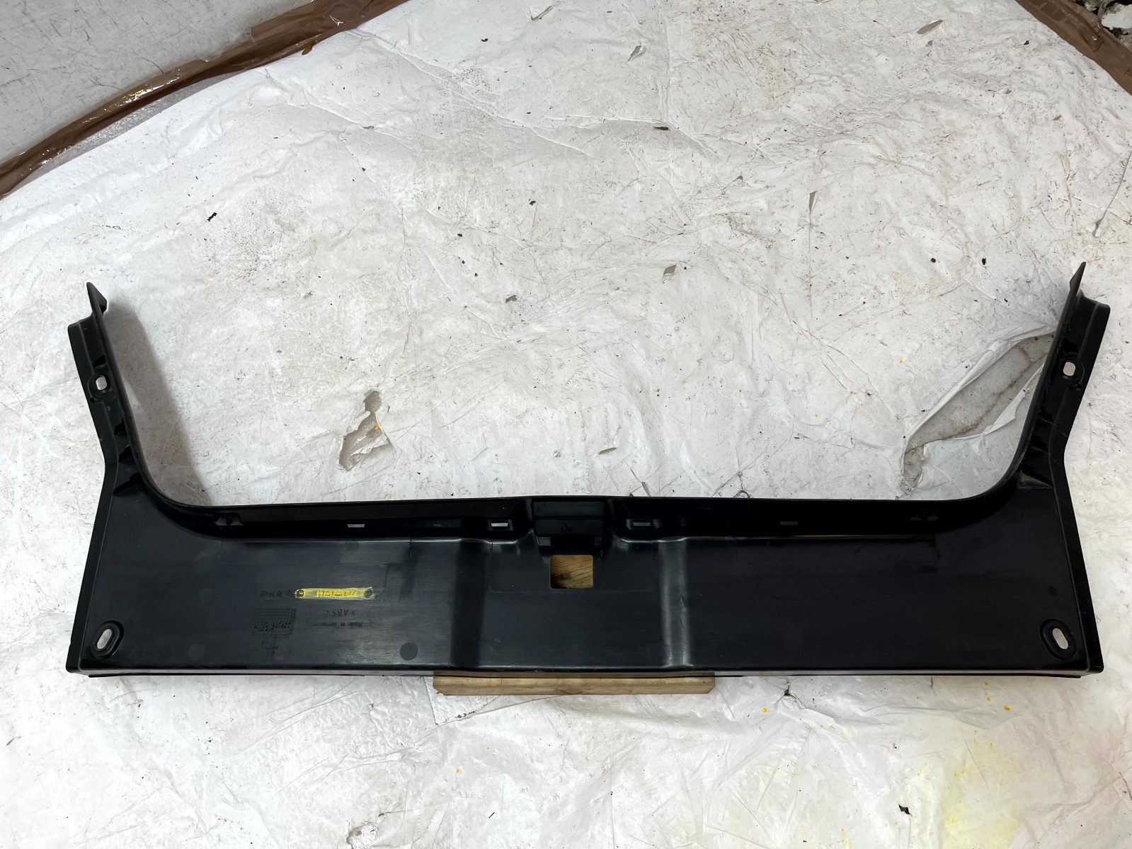 Mercedes S Class W220 Rear Tailgate Trim 1998 TO 2005 A2206900041 Genuine