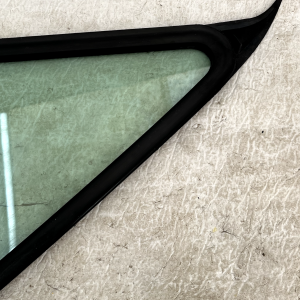 Mercedes Sprinter W210 Front Left Door Quarter Glass 2018 ON A9106710200 Genuine - Image 11
