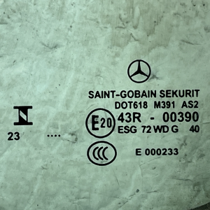 Mercedes Sprinter W210 Front Left Door Quarter Glass 2018 ON A9106710200 Genuine - Image 13