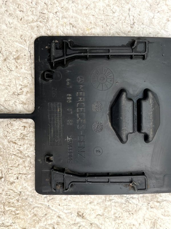 Mercedes Vito W447 Front Wheel Housing Access Cover 16 TO 21 A4476860782 Genuine 178228499221 10
