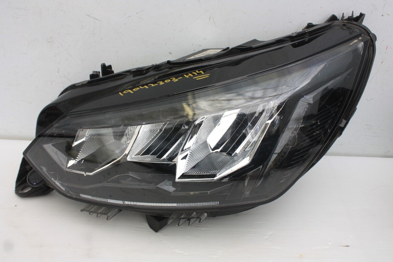 Peugeot 208 Left Side Headlight 2020 ON 9833036280 Genuine