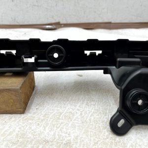 Range Rover Evoque L551 Rear Bumper Mount Bracket 2019 ON K8D2-17E855-A Genuine - Image 12