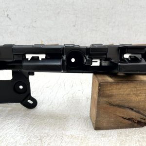 Range Rover Evoque L551 Rear Bumper Mount Bracket 2019 ON K8D2-17E855-A Genuine - Image 4
