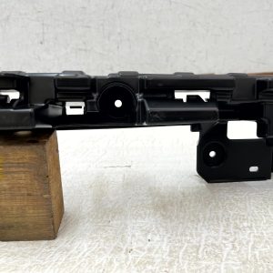 Range Rover Evoque L551 Rear Bumper Mount Bracket 2019 ON K8D2-17E855-A Genuine - Image 6