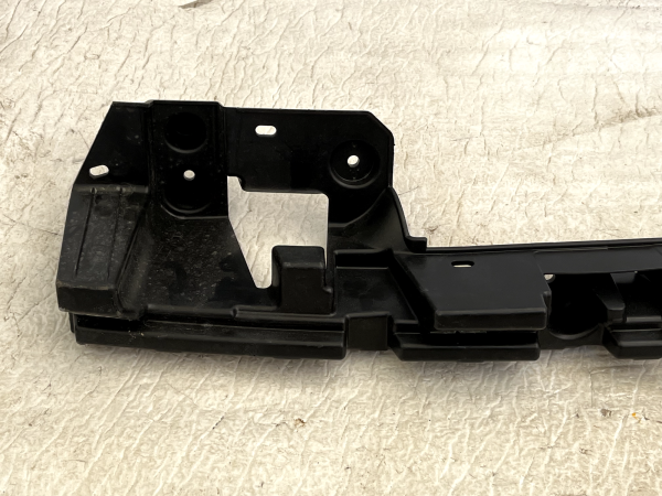 Range Rover Evoque L551 Rear Bumper Mount Bracket 2019 ON K8D2 17E855 A Genuine 178560614291 2