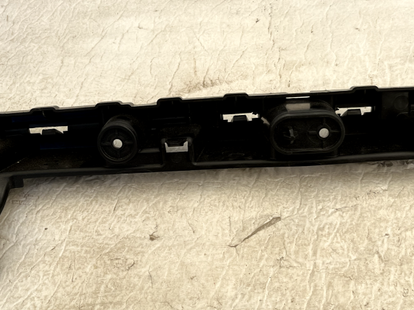 Range Rover Evoque L551 Rear Bumper Mount Bracket 2019 ON K8D2 17E855 A Genuine 178560614291 8