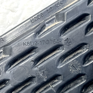 Range Rover Evoque L551 Rear Bumper Right Grille 2019 ON K8D2-17G754-AB Genuine - Image 16