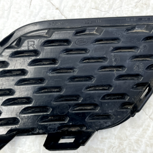 Range Rover Evoque L551 Rear Bumper Right Grille 2019 ON K8D2-17G754-AB Genuine - Image 8