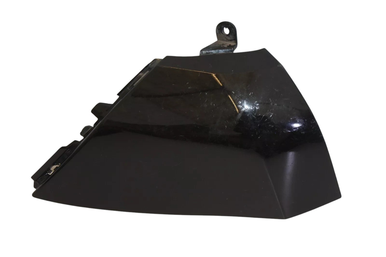 Range Rover Evoque Rear Bumper Left Corner Trim 2015 – 2019 K8D2-17927-B Genuine