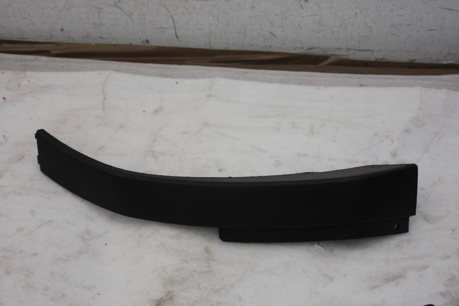 Range Rover Evoque Rear Bumper Right Spat Trim 2015 TO 2019 BJ3M-17D960-A