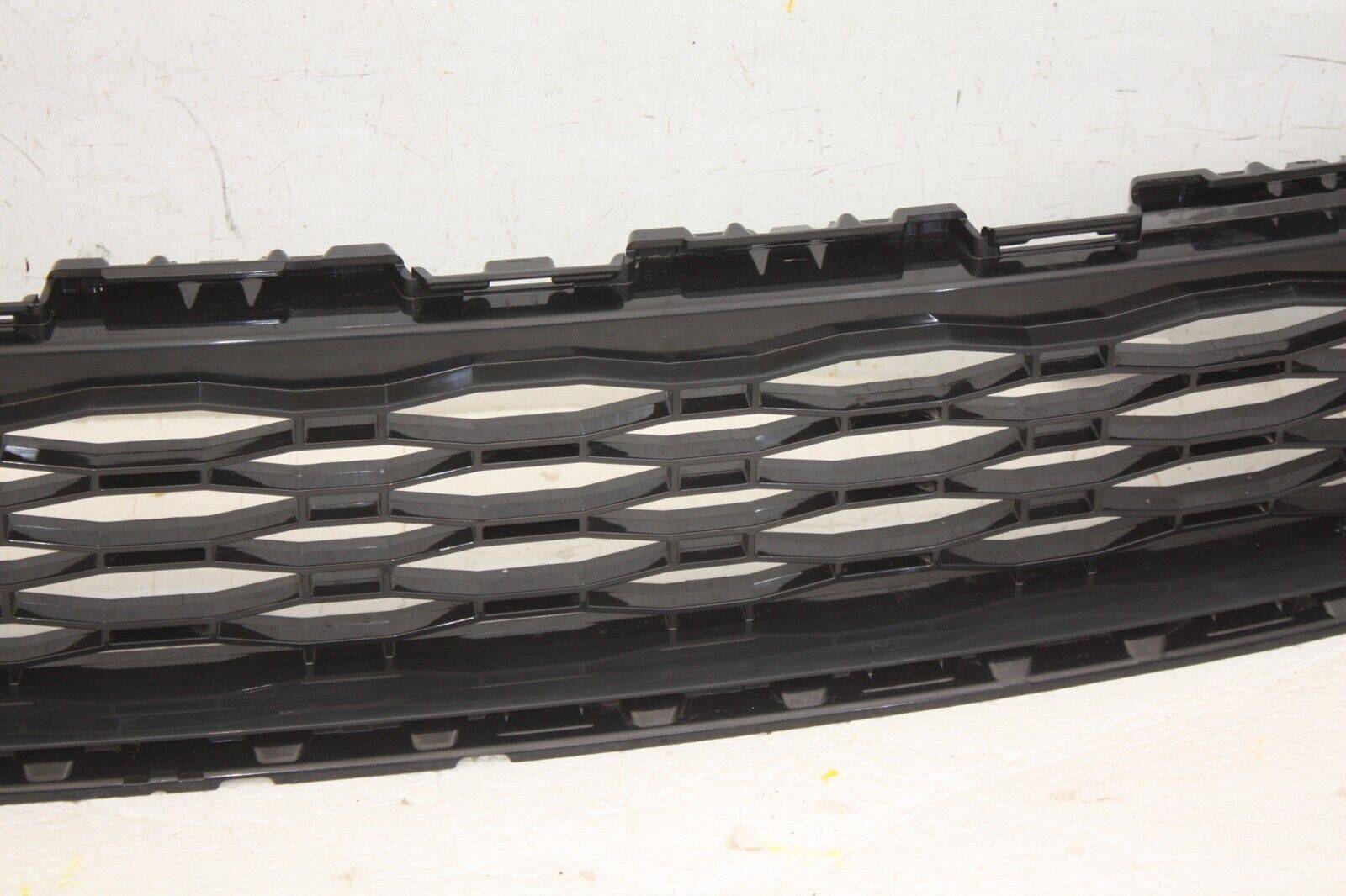 Range-Rover-Sport-Front-Bumper-Lower-Grill-2018-TO-2022-N9X2-17F791-B-Genuine-176438475521-3