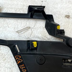 Range Rover Velar Front Right Fog light Bracket 2017-2023 J8A2-15266-BA Genuine - Image 9
