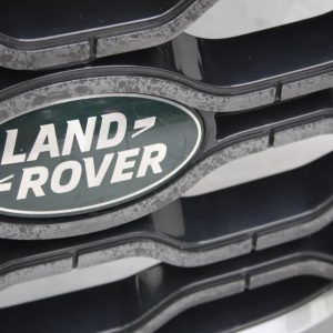 Range Rover Velar L560 Dynamic Front Bumper Grill 2017 ON J8A2-8200-BE Genuine - Image 14