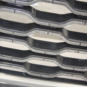 Range Rover Velar L560 Dynamic Front Bumper Grill 2017 ON J8A2-8200-BE Genuine - Image 9