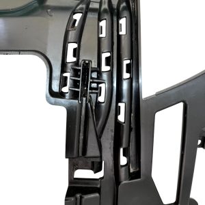 Range Rover Vogue L460 Front Bumper Right Bracket 2022 ON M8E2-17C862-A Genuine - Image 8