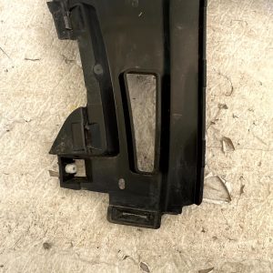 Range Rover Vogue L460 Front Bumper Right Bracket 2022 ON M8E2-17C862-A Genuine - Image 6