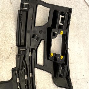 Range Rover Vogue L460 Front Bumper Right Bracket 2022 ON M8E2-17C862-A Genuine - Image 8