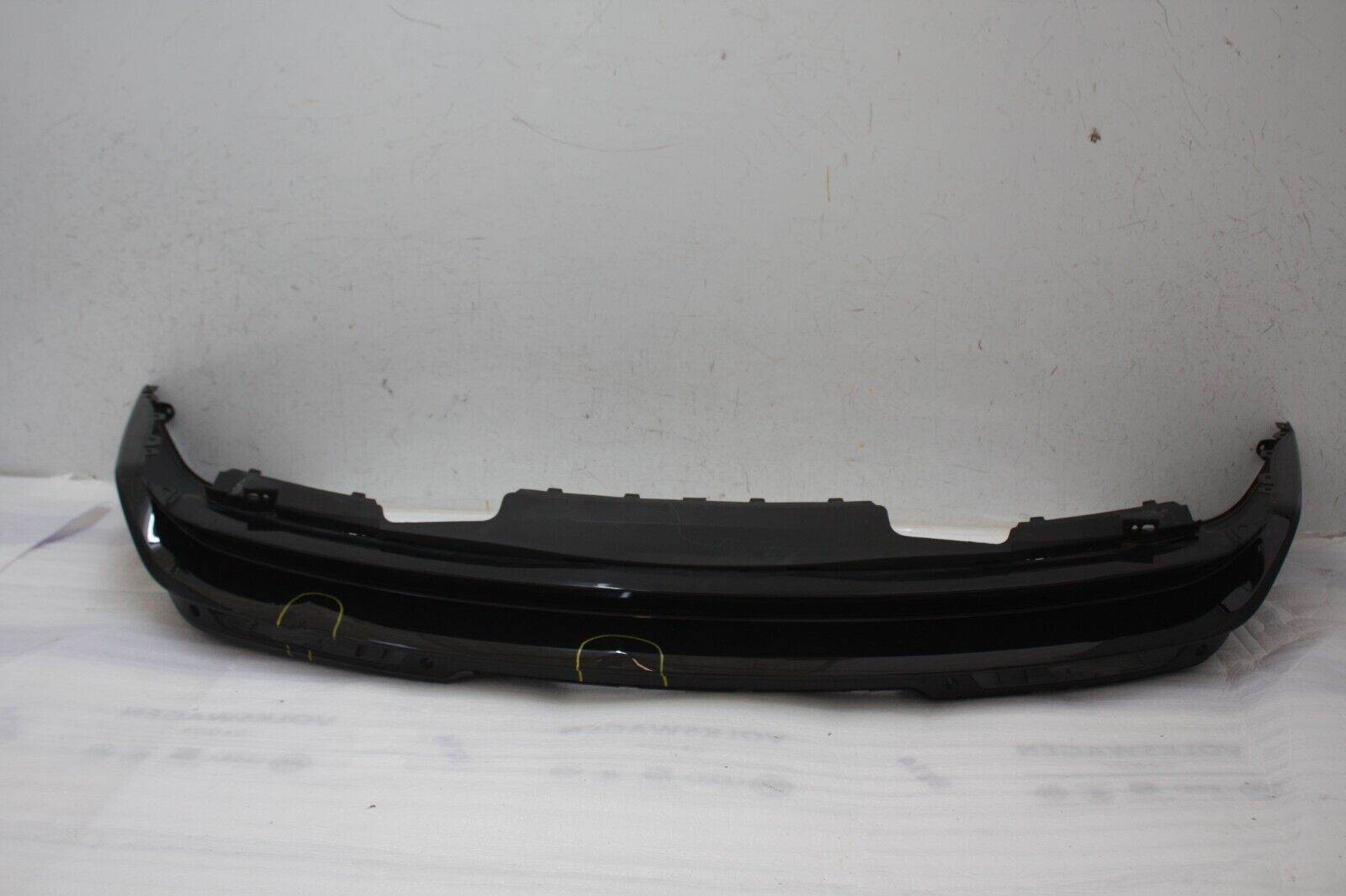 Range Rover Vogue L460 Rear Bumper 2022 ON Genuine *DAMAGED*