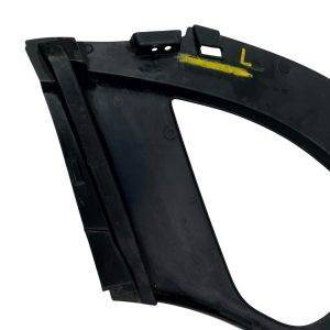 Range Rover Vogue L460 Rear Left Bumper Cover Trim 22 TO 25 M8E2-75019-B Genuine 17 Range Rover Vogue L460 Rear Left Bumper Cover Trim 22 TO 25 M8E2-75019-B Genuine - Image 6