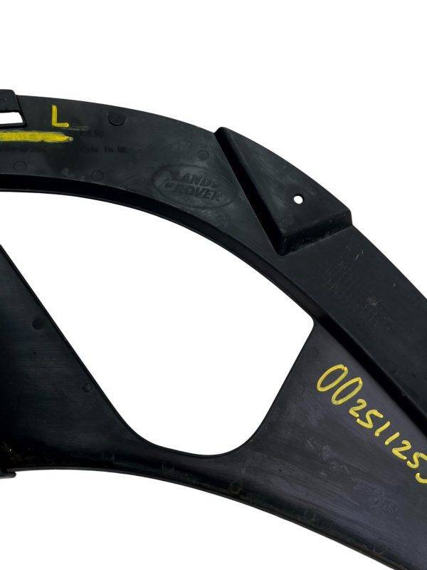 Range Rover Vogue L460 Rear Left Bumper Cover Trim 22 TO 25 M8E2-75019-B Genuine 6 Range Rover Vogue L460 Rear Left Bumper Cover Trim 22 TO 25 M8E2 75019 B Genuine 178548397291 7