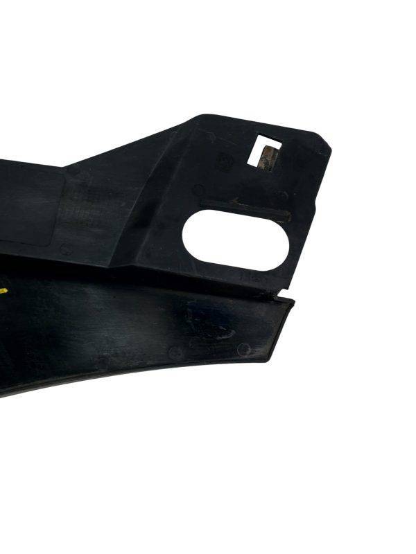 Range Rover Vogue L460 Rear Left Bumper Cover Trim 22 TO 25 M8E2-75019-B Genuine 7 Range Rover Vogue L460 Rear Left Bumper Cover Trim 22 TO 25 M8E2 75019 B Genuine 178548397291 8