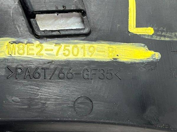 Range Rover Vogue L460 Rear Left Bumper Cover Trim 22 TO 25 M8E2-75019-B Genuine 8 Range Rover Vogue L460 Rear Left Bumper Cover Trim 22 TO 25 M8E2 75019 B Genuine 178548397291 9