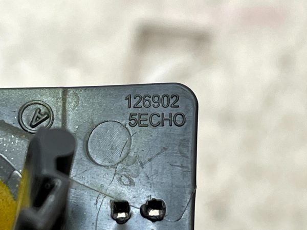 Renault PDC Parking Distance Control Sensor Holder Bracket 284H61286R Genuine 178505643611 7