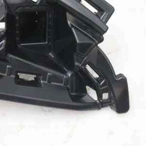 Skoda Octavia Front Bumper Grill Left Side Bracket 2020-2024 5E3807723 Genuine - Image 4