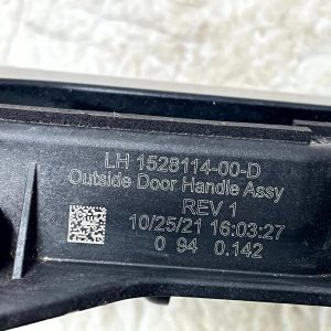 Tesla Model Y Front Left Exterior Door Handle 2021 TO 2025 1528114-00-D Genuine - Image 12