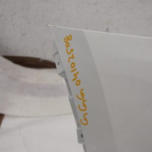 Tesla Model Y Rear Bumper 2022 ON 1487995-00-B Genuine *DAMAGED* - Image 17