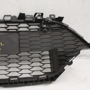 Toyota Corolla Front Bumper Grill 53112-02B10 Genuine *DAMAGED* - Image 15