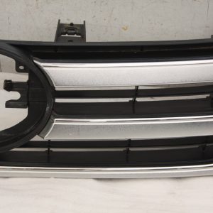 Toyota Hilux Front Bumper Grill Genuine - Image 4