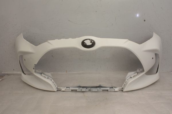 Toyota-Yaris-Front-Bumper-2020-ON-Genuine-DAMAGED-178294146991