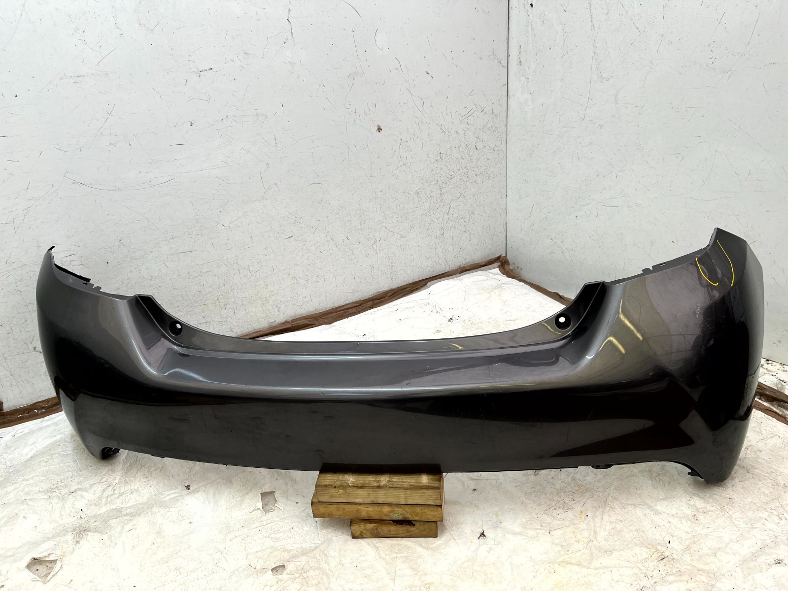 Toyota Yaris Rear Bumper 2014 TO 2017 52159-0D520 Genuine *DAMAGED*