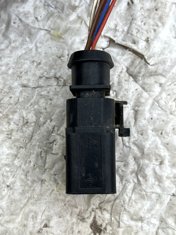 VW Audi Skoda Seat Wiring Harness Plug Connector Pigtail 10 Pin 6X0973815 2 VW Audi Skoda Seat Wiring Harness Plug Connector Pigtail 10 Pin 6X0973815 178560614301 3