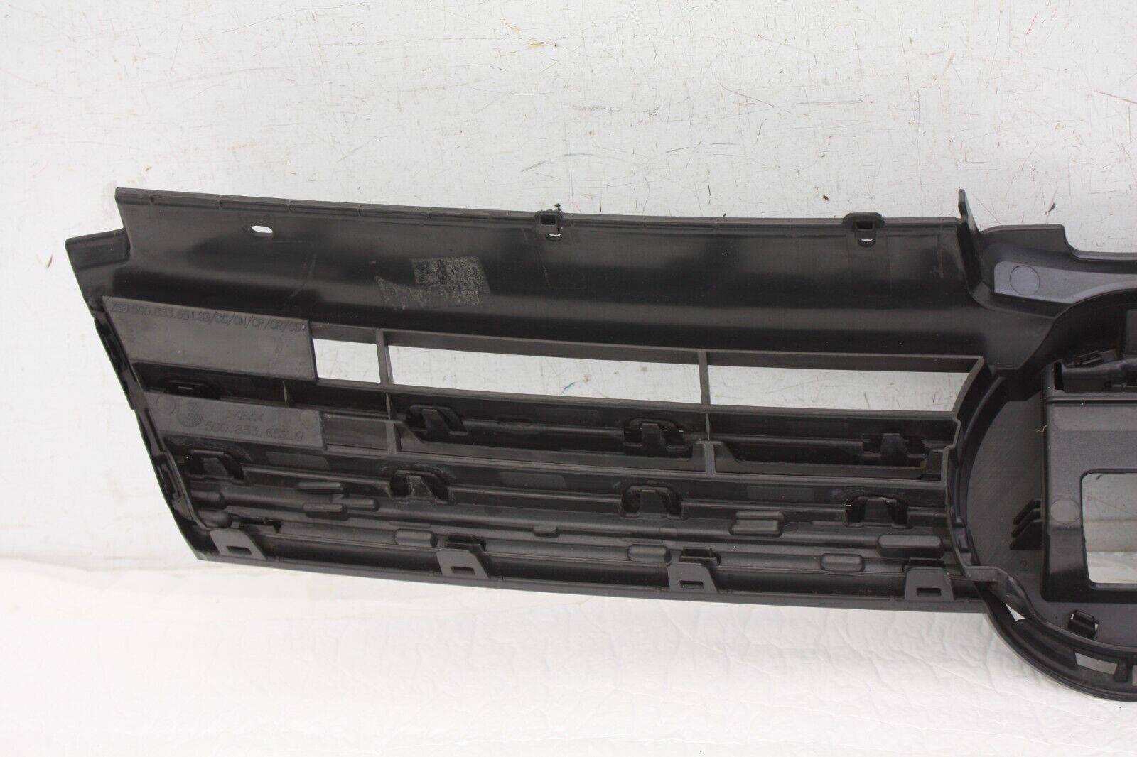 VW-Gulf-Front-Bumper-Grill-2017-TO-2020-5G0853653Q-Genuine-176587099081-14