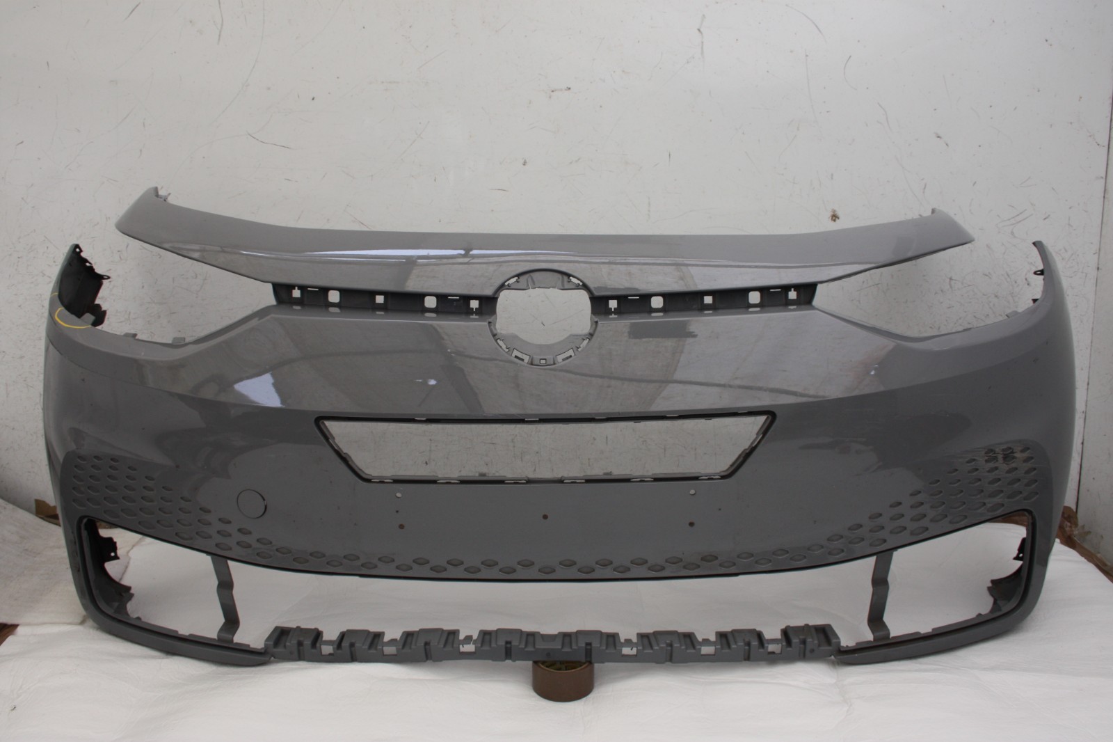 VW ID3 Front Bumper 2021 TO 2023 10A807221 Genuine *DAMAGED*
