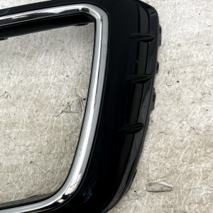 VW Tiguan R Line Front Bumper Right Fog Light Grill Trim 2020 TO 2024 5NA853666J - Image 4