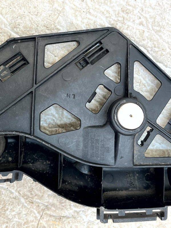Vauxhall Corsa E Rear Bumper Left Mount Bracket 2014 TO 2019 13399579 Genuine 7 Vauxhall Corsa E Rear Bumper Left Mount Bracket 2014 TO 2019 13399579 Genuine 178560614191 8