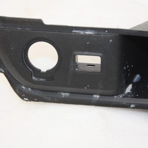 Vauxhall Vivaro Centre Console USB Dashboard Central Pocket 2019-2024 9808683577 - Image 6